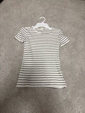 H&M Cream and Black Striped Short Sleeve Tee
